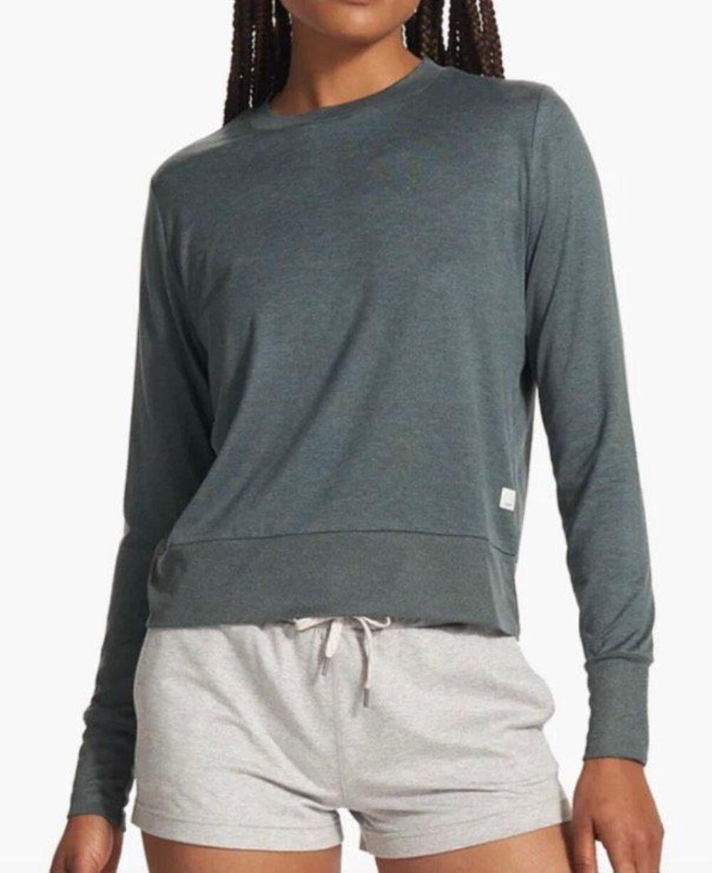NEW NWT Vuori Daydream Crew Long Sleeve cape heather SHIRT TOP sz L